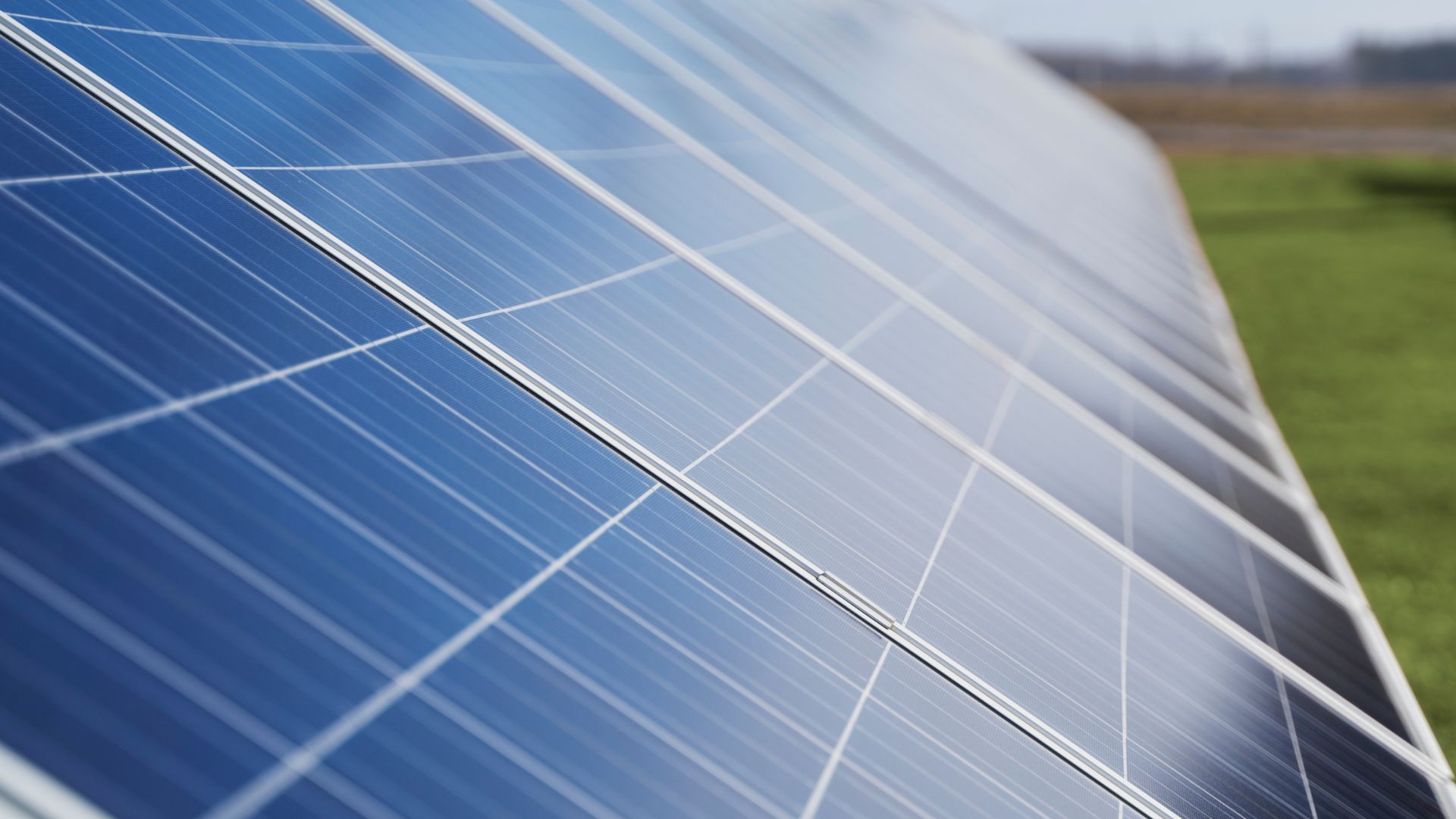 Como ganhar dinheiro com energia solar por assinatura com a ClickLivre Energia.