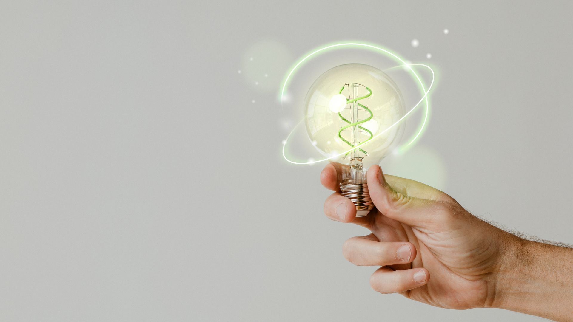 Lâmpada simbolizando economia de energia e consumo consciente de eletricidade.