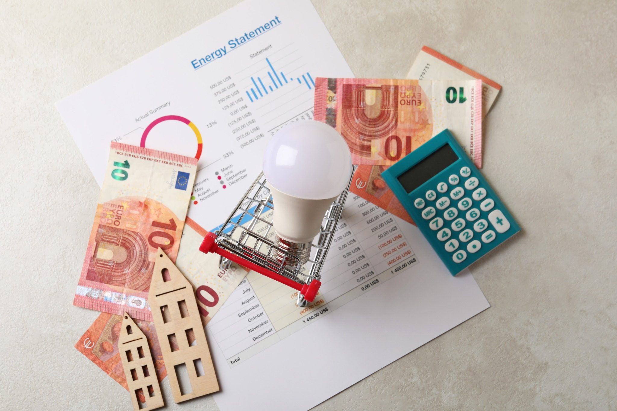 Morar de aluguel não precisa ser um obstáculo para economizar na conta de luz. Neste artigo, você entende como funciona a energia limpa por assinatura, por que o modelo é ideal para locatários e como reduzir a fatura sem obras ou investimento inicial.